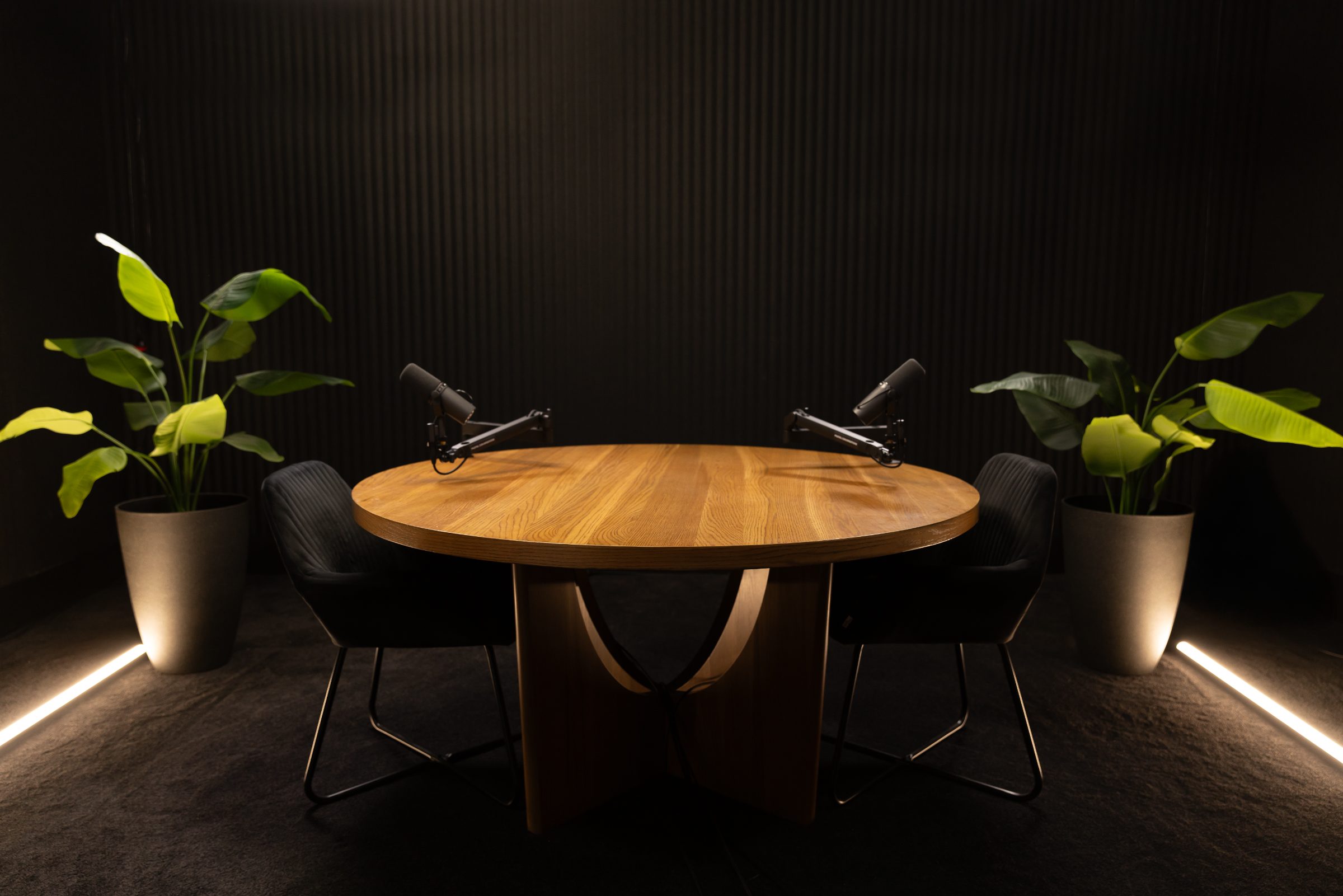 Studio LUNA, Gold Coast